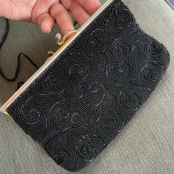 Black beaded handbag - Picture 8 of 11